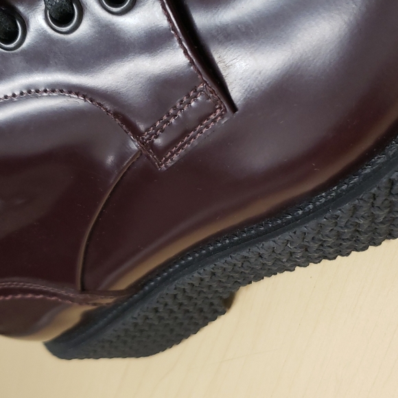 Salvatore Ferragamo Laced Shoes - Picture 8 of 11